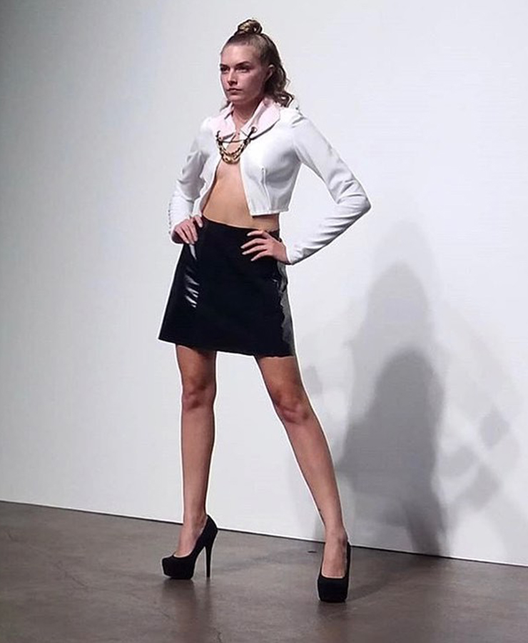 Luxe Link Cropped Jacket - Image 4