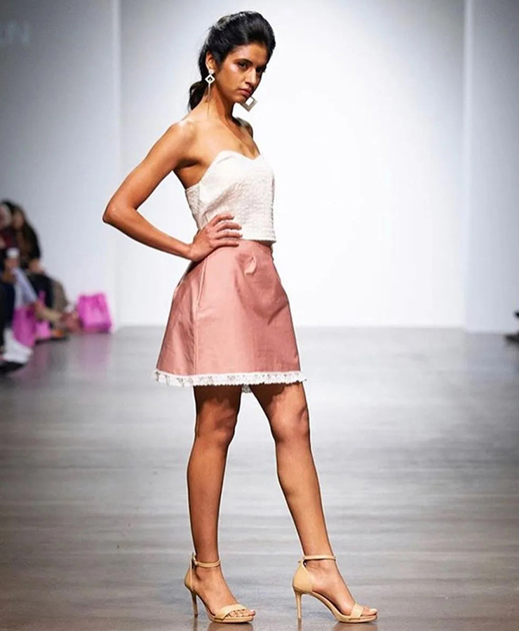 Lace Trim Mini Skirt